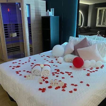 شقة & Jacuzzi, Sauna, Lit King Size,netflix *